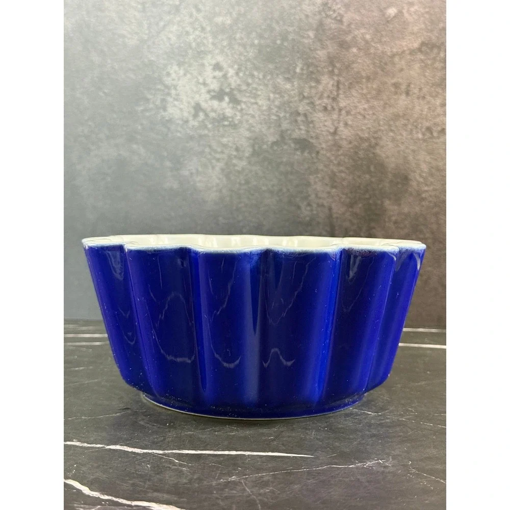 Cobalt Blue Fluted 8in Stoneware Baking Dish Bowl Made in Portugal MINT!